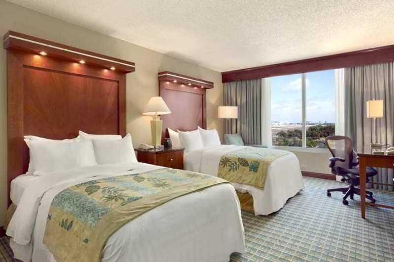 Hilton Fort Lauderdale Airport Dania Beach Room photo